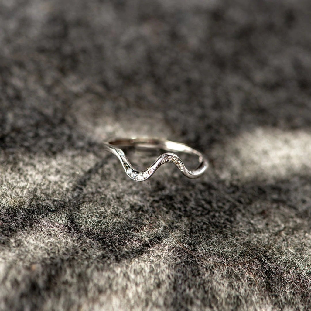 Water Wave Silver Ring in Fashion Design